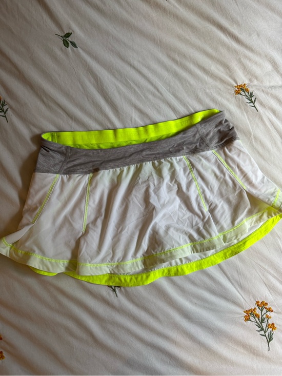 lululemon athletica Dresses & Skirts - Lululemon White Athletic Skirt with Neon Yellow Trim Y2K era - size 8